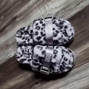 UGG Fluffita Fur Platform Slide Sandals Panther Print Sheepskin Adjustable